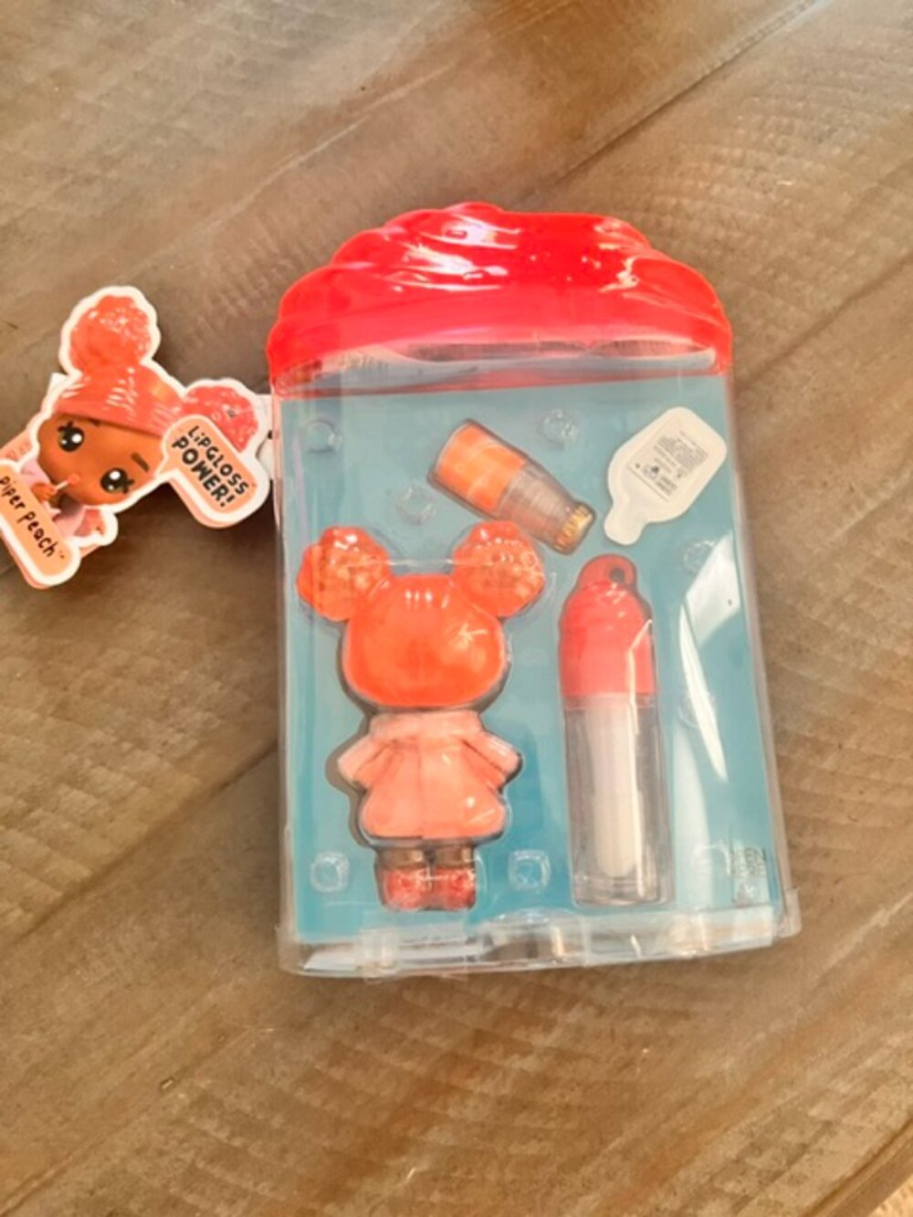 NIB Yummiland Lipgloss Doll- Piper Peach - Picture 2 of 2